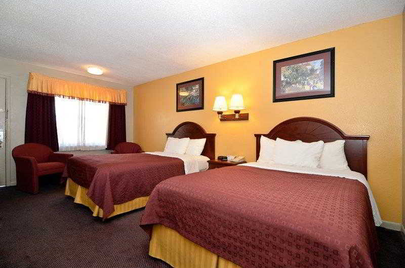 Best Western Delhi Inn Zimmer foto