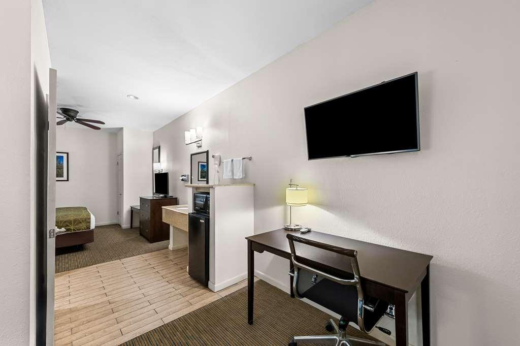 Best Western Delhi Inn Zimmer foto